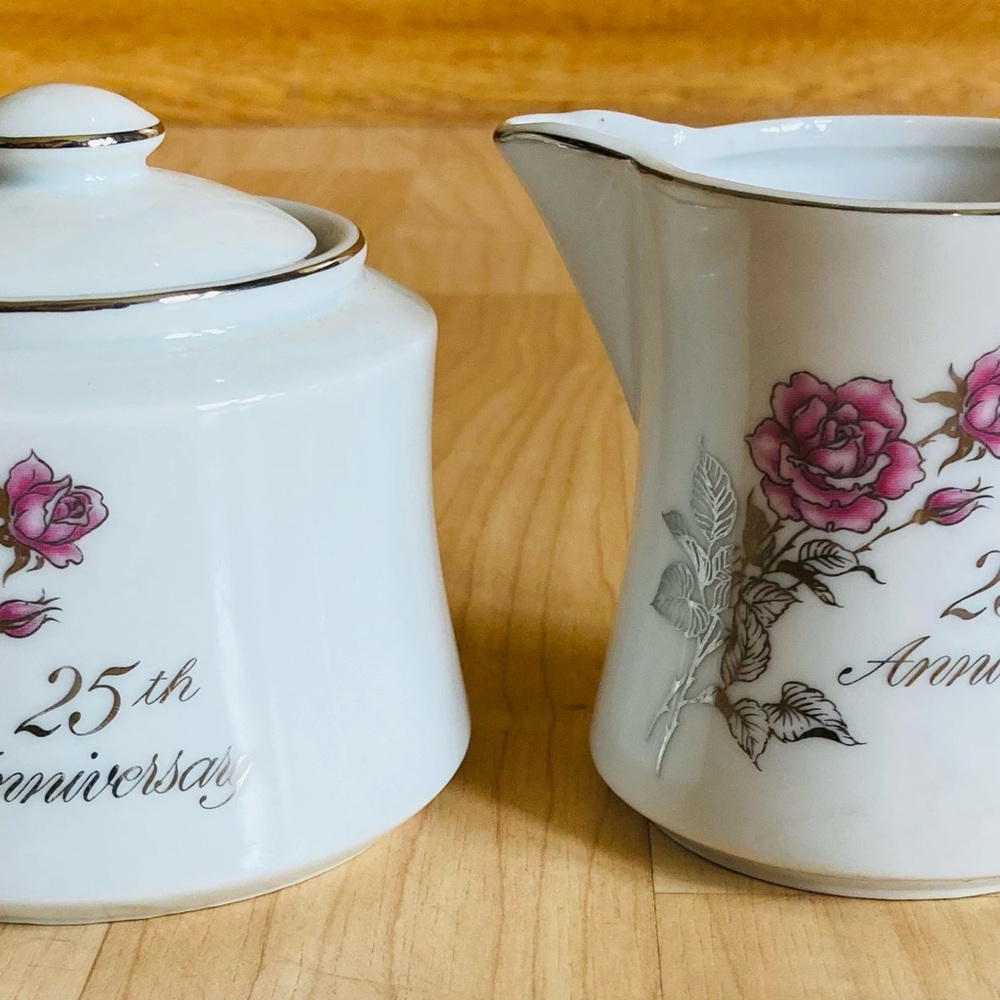 💗Vintage Treasure Masters Romance Rose 25th Anniversary Sugar & Creamer set💗